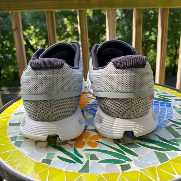 Womens On Cloud 5 Sneaker, Kelp/Shadow, Size 11 - Picture 5 of 7